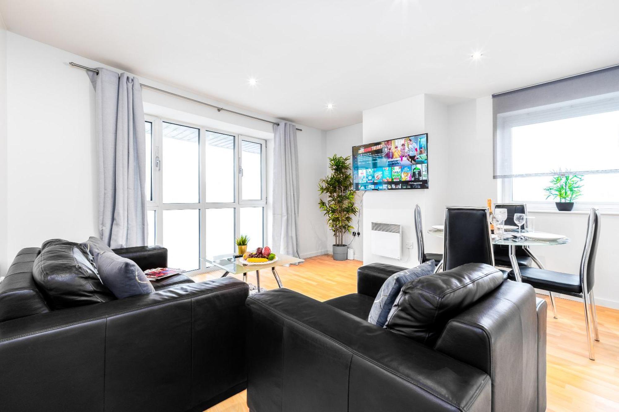 ברמינגהאם City Centre Apartment - 2 Bedroom - Secure Parking - Top Rated - 201M מראה חיצוני תמונה