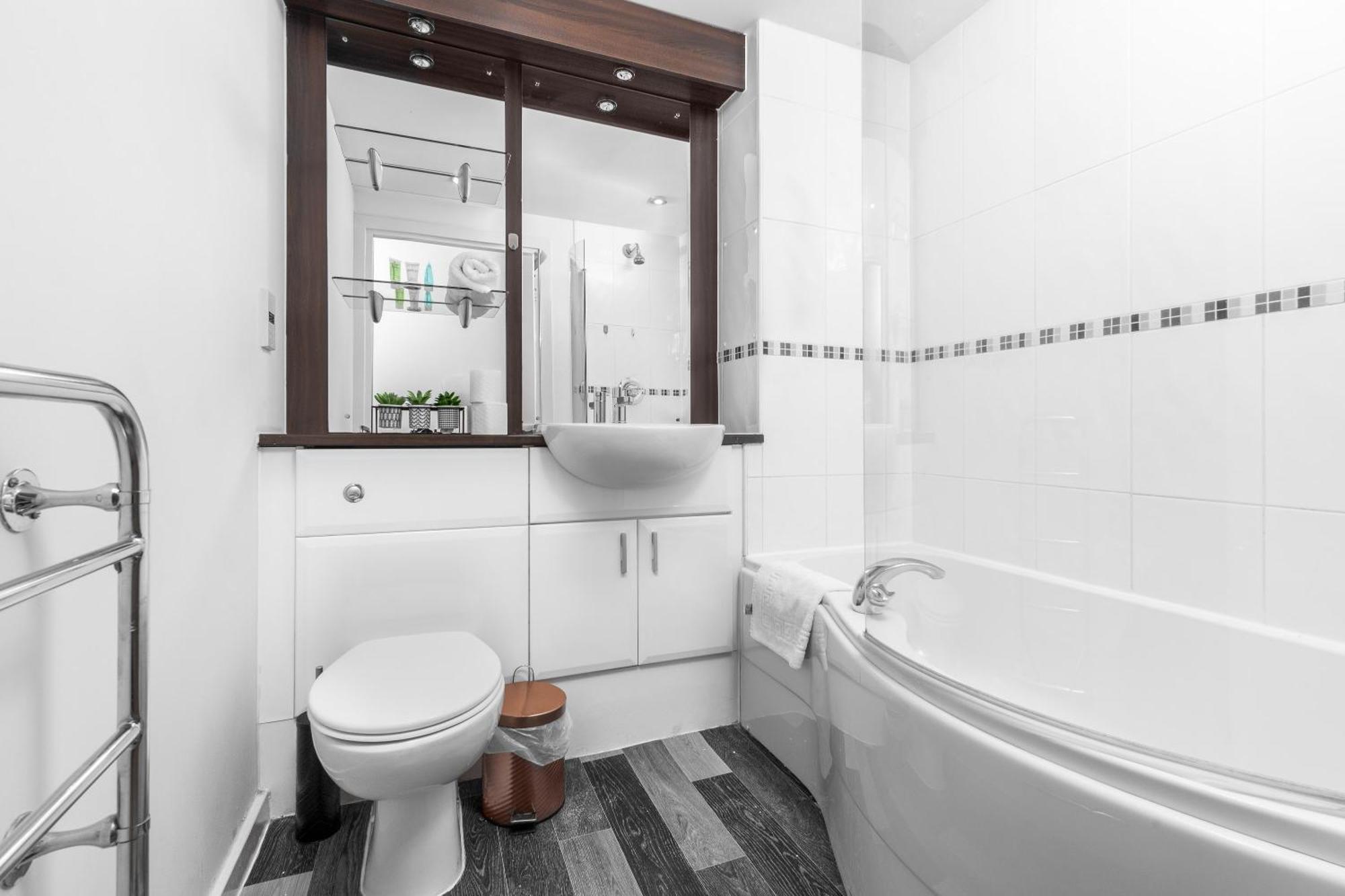 ברמינגהאם City Centre Apartment - 2 Bedroom - Secure Parking - Top Rated - 201M מראה חיצוני תמונה