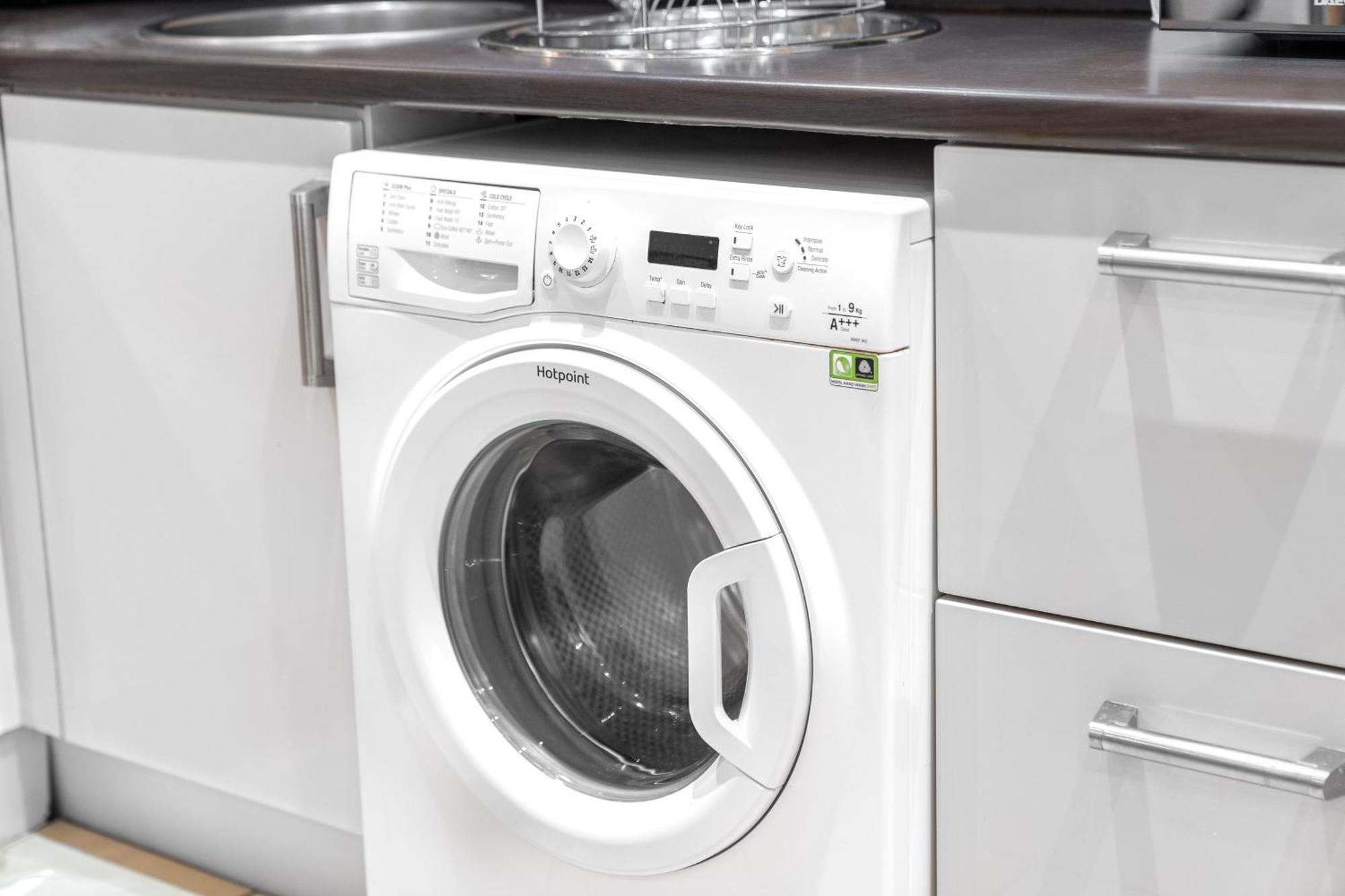 ברמינגהאם City Centre Apartment - 2 Bedroom - Secure Parking - Top Rated - 201M מראה חיצוני תמונה
