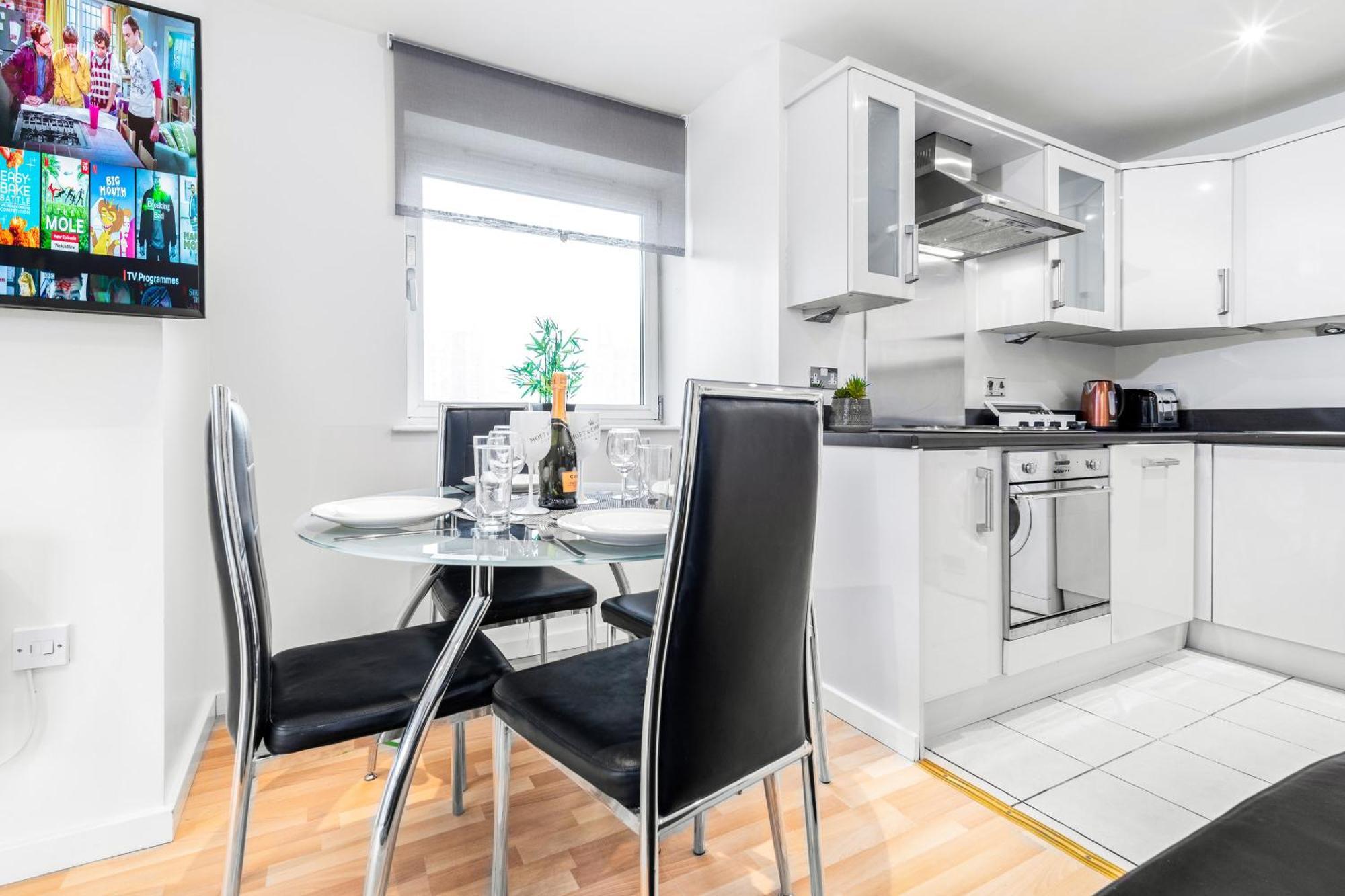 ברמינגהאם City Centre Apartment - 2 Bedroom - Secure Parking - Top Rated - 201M מראה חיצוני תמונה